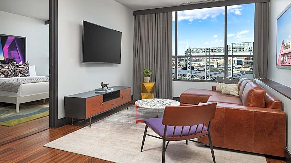 The Rally Hotel at McGregor Square