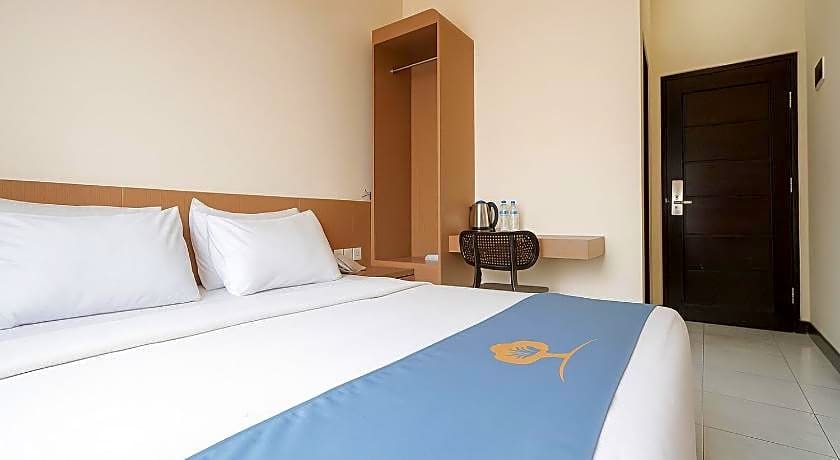 Tripletree Ciptaningati Culture Hotel