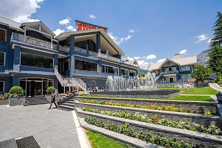 The Highland Park (A Centrally Heated River Side Resort)