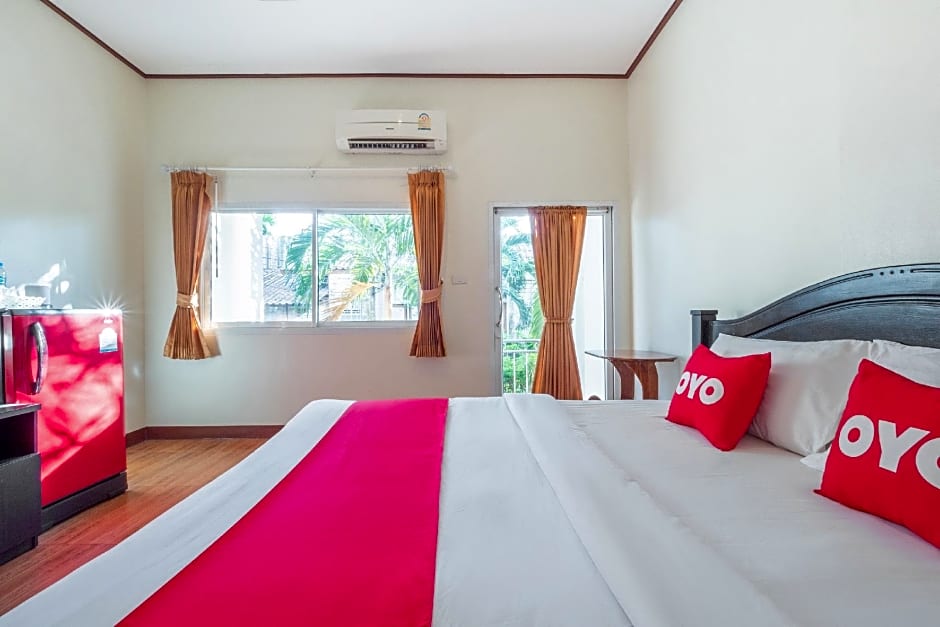 OYO 918 Kachapol Hotel
