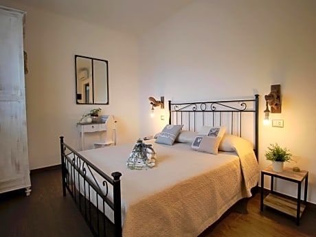 Deluxe Double Room with Sea View