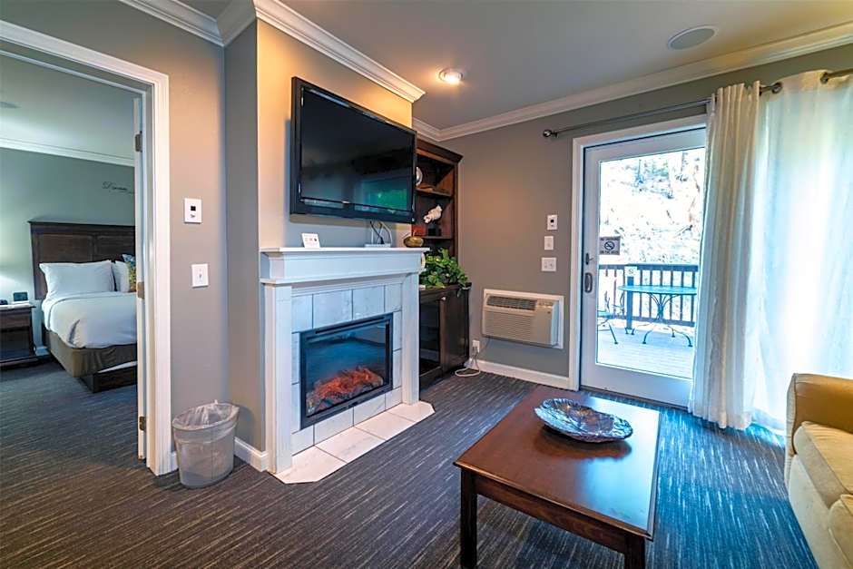 Photo 1 of 1 of Presidential Suite