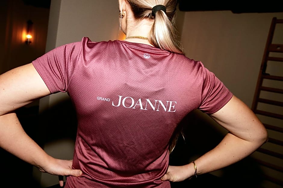 Grand Joanne