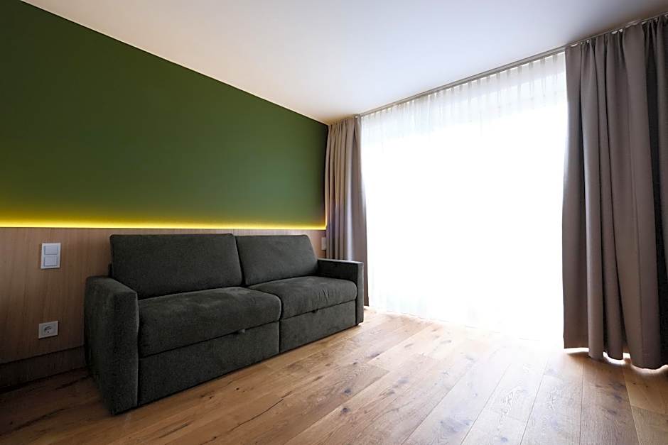 SeeHotel & SeeApartments Kärntnerhof- direkt am See!