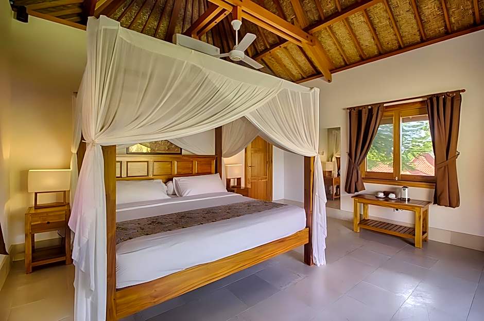 Three Monkeys Villas