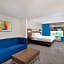 Holiday Inn Express & Suites Columbus at Northlake By IHG
