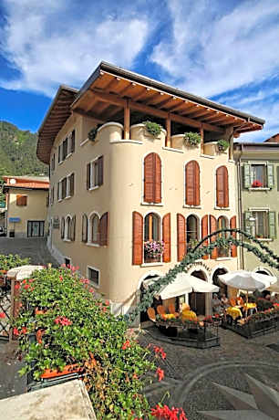 Garnì Hotel Tignale