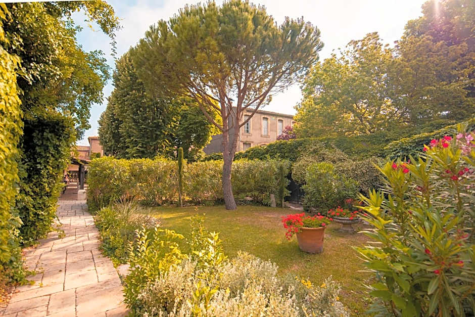 Hotel Le Donjon - Coeur de La Cite Medievale
