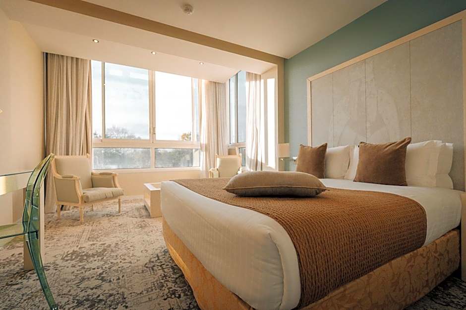 Best Western Plus Le Roi Arthur Hotel et Spa