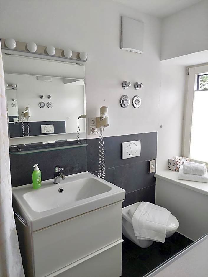 Paleo Finest Serviced Apartments