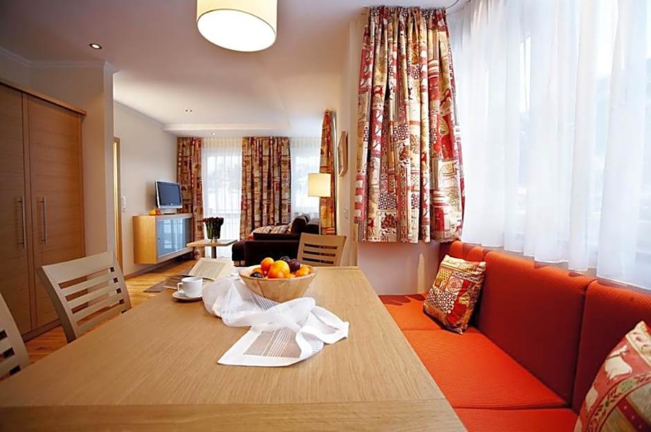 Sonnblick Apartments und Zimmer - Nationalpark Sommercard inklusive