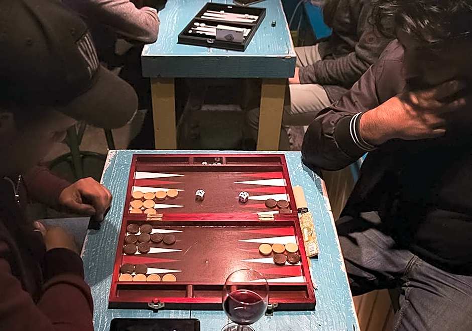 The Flying Pig Beach Hostel Age 18 to 40