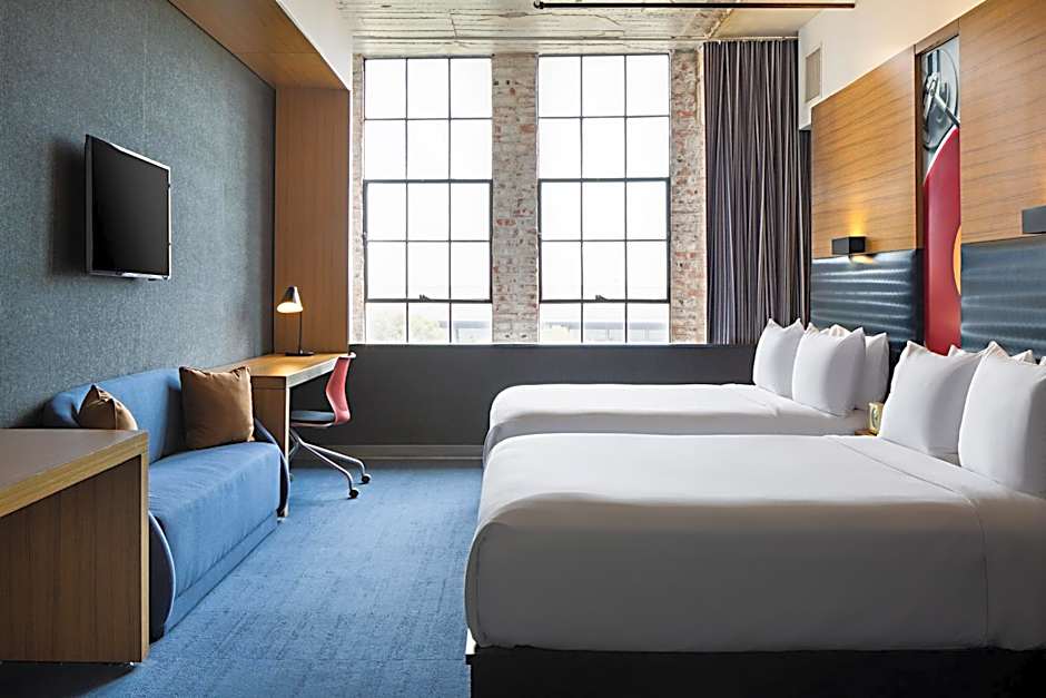 Aloft Dallas Downtown