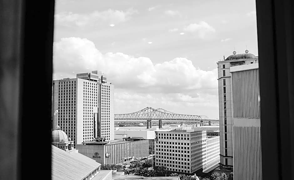 DoubleTree By Hilton Hotel New Orleans