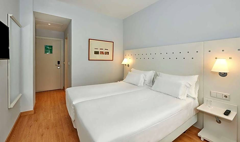 NH Express Las Artes