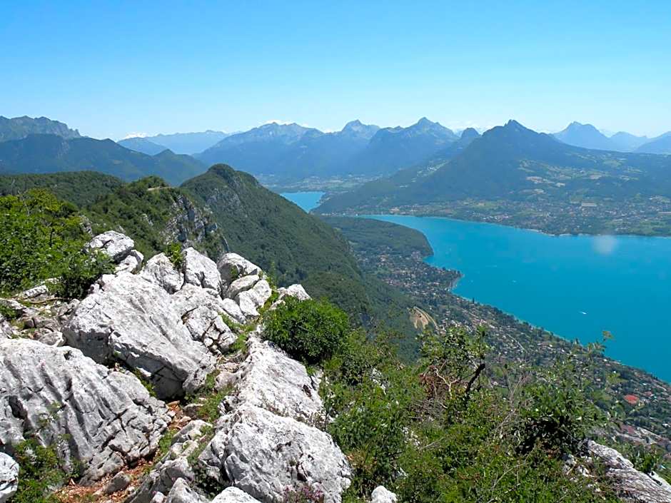 Le Pré du Lac
