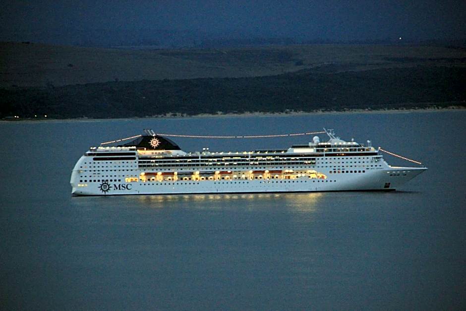 3ColoursBlue Guest House