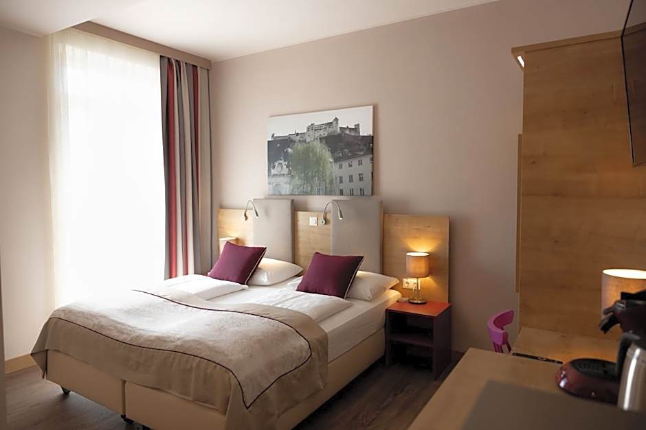 HOTEL max70