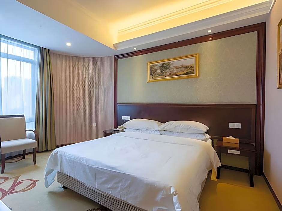 Vienna Hotel Guangzhou Shaheding Metro Station
