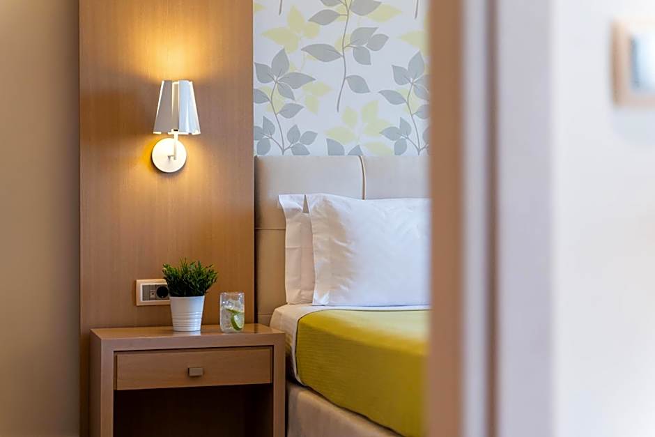 Princess Kyniska Suites