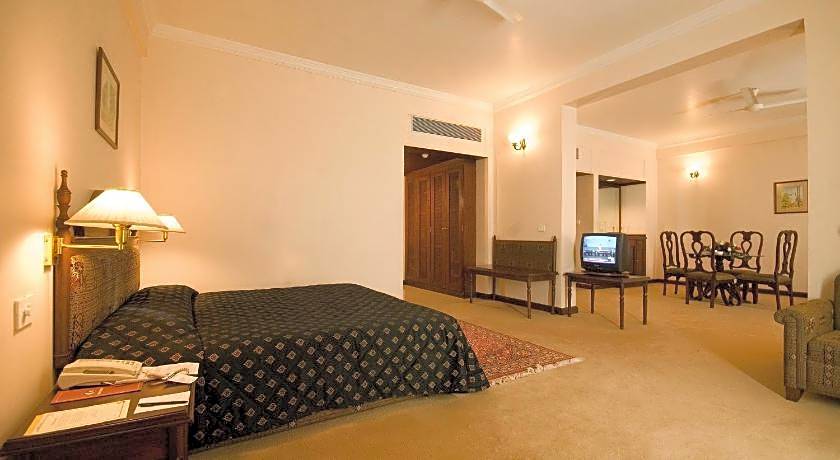 Hotel Express Residency - Jamnagar