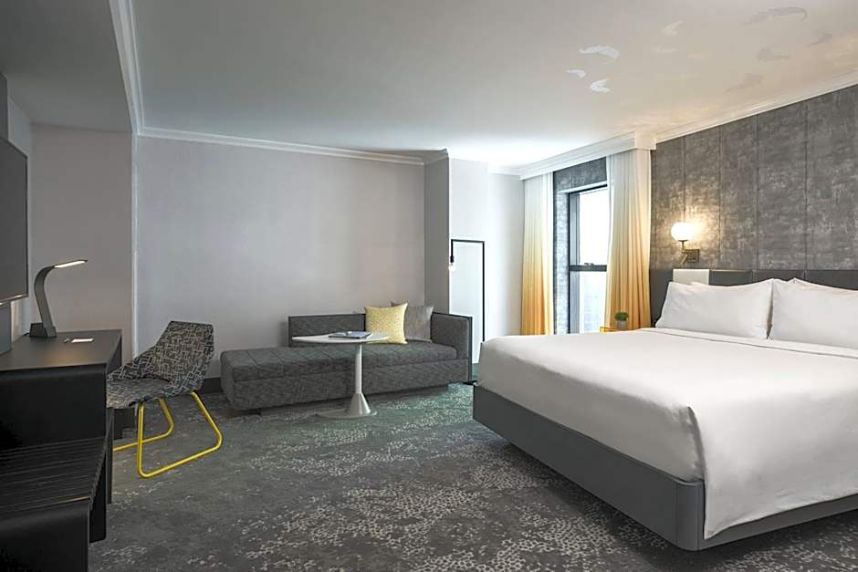 Renaissance by Marriott New York Times Square Hotel