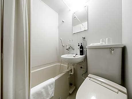 Japanese-Style Quadruple Room