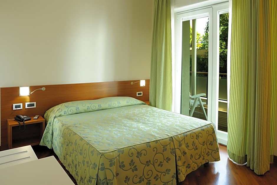 Hotel Le Roi