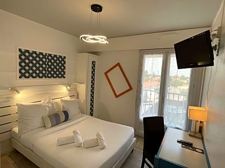 Budget Double Room with Balcony