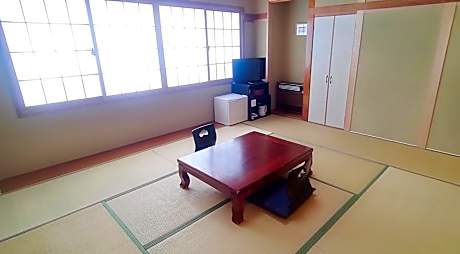 Japanese-Style Room with Mt. Fuji View
