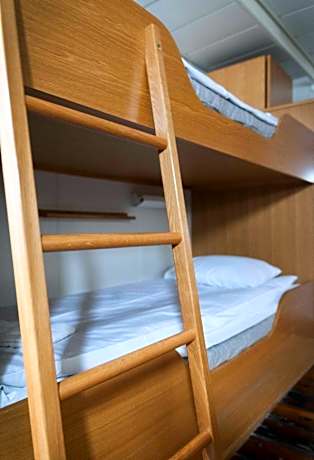 Twin Cabin Economy, af Chapman