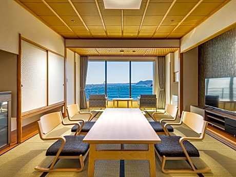 Upgraded Japanese-Style Quadruple Room