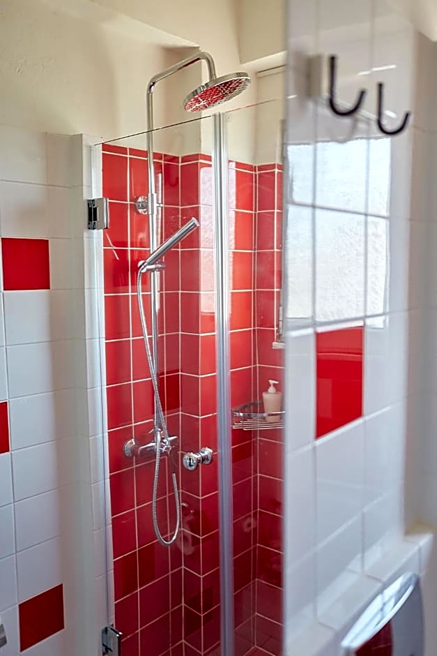 toStay-Unique apartment hotel in Athens center!