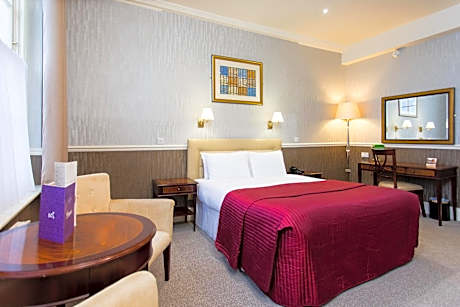 Crown Deluxe Room