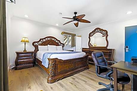 King Suite