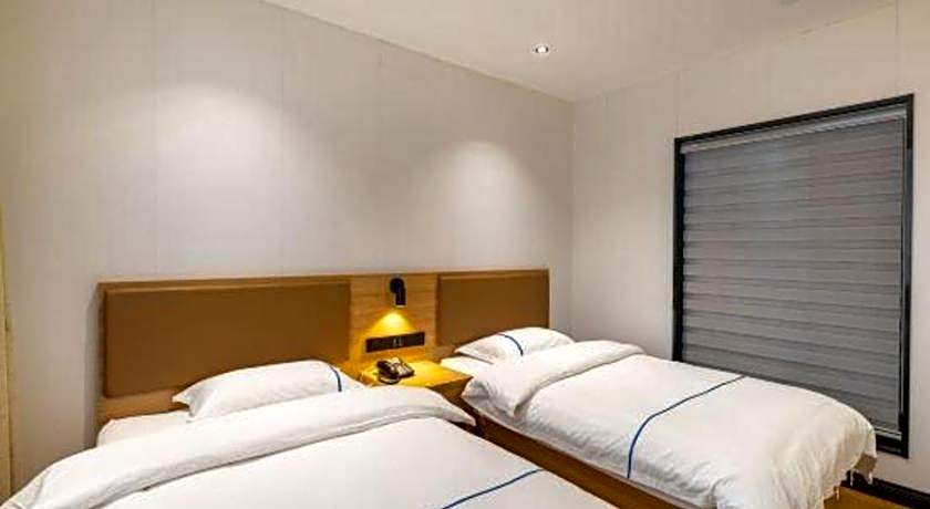 GreenTree Inn Express Shanghai Baoshan District Youyi Road Metro Station