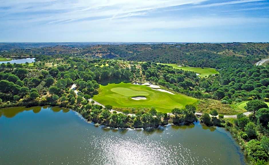 Monte Rei Golf & Country Club