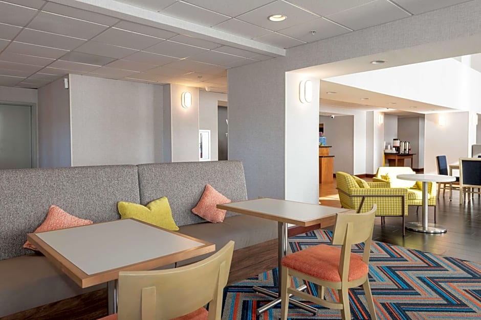 Hampton Inn By Hilton & Suites Pittsburg