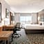 Wingate by Wyndham Cincinnati/Blue Ash