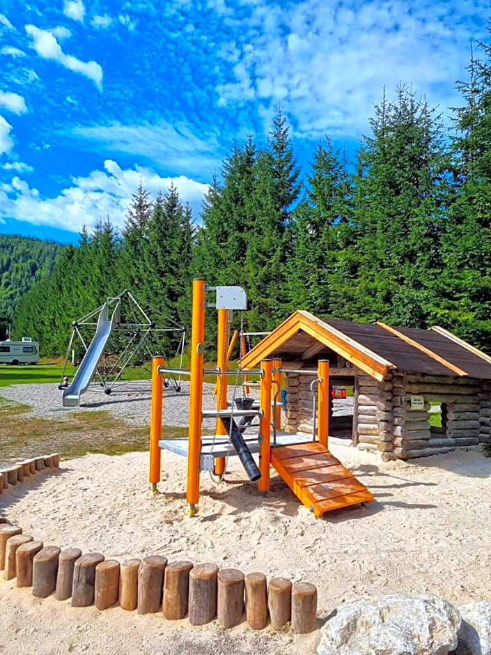 Camping & Ferienunterkünfte Steinplatte