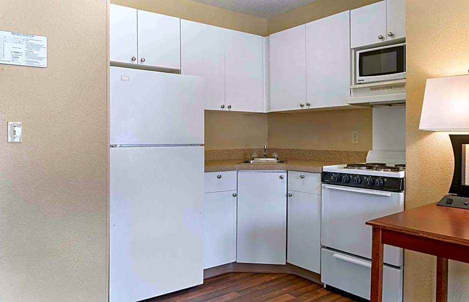 Extended Stay America Suites - Detroit - Novi - Orchard Hill Place