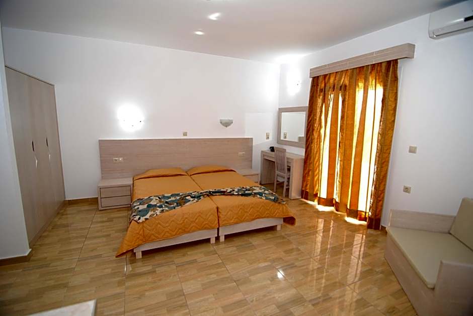 Zeus Hotel