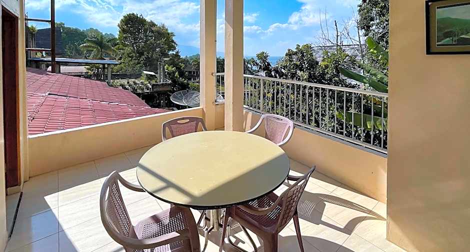 Valencia Homestay Redpartner