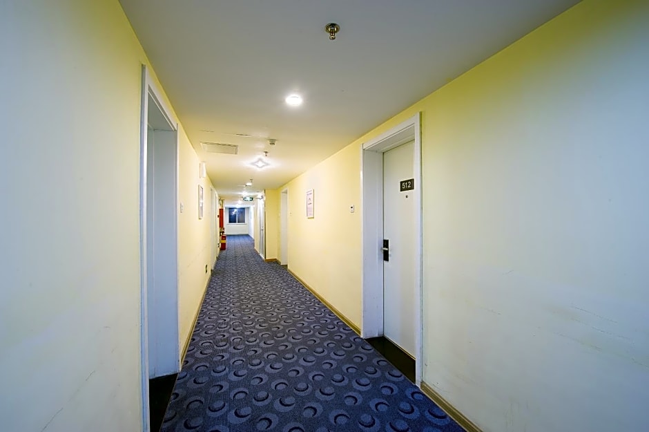7 Days Inn Guangzhou Zhongshan 1st Overpass Branch