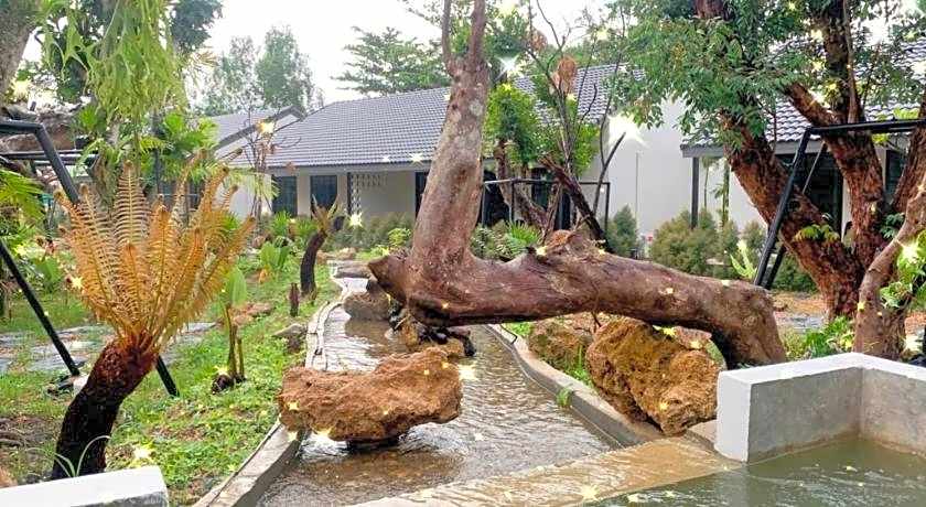 Trat Tara Boutique Hotel