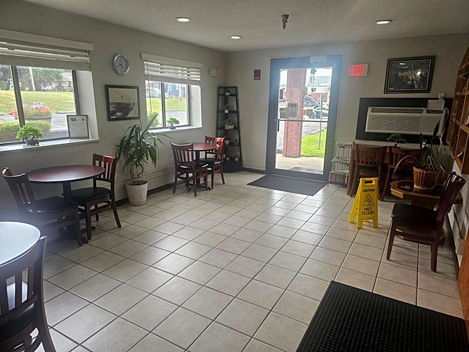 Super 8 by Wyndham Massena NY