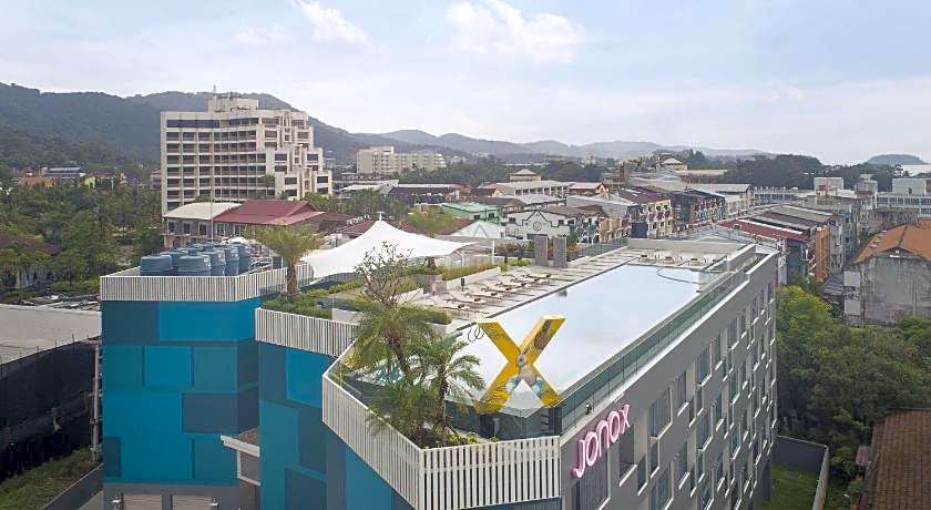 JonoX Phuket Karon Hotel