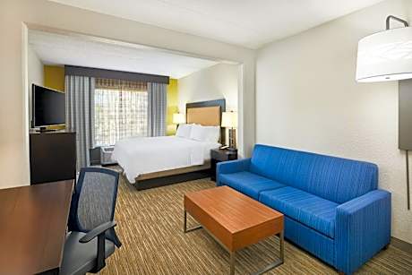 King Room - Hearing Accessible