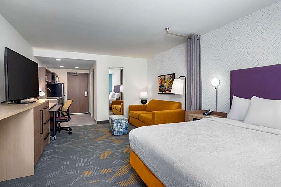 Home2 Suites by Hilton Indianapolis North at Intech Park   