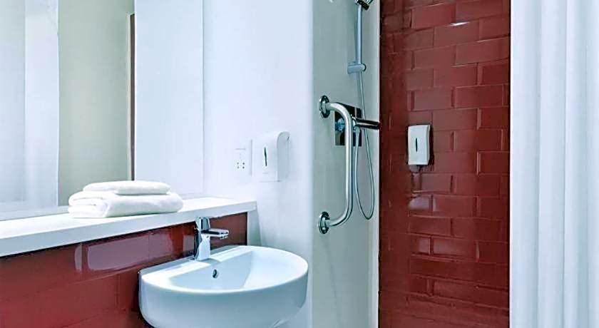 Travelodge Chichester Central